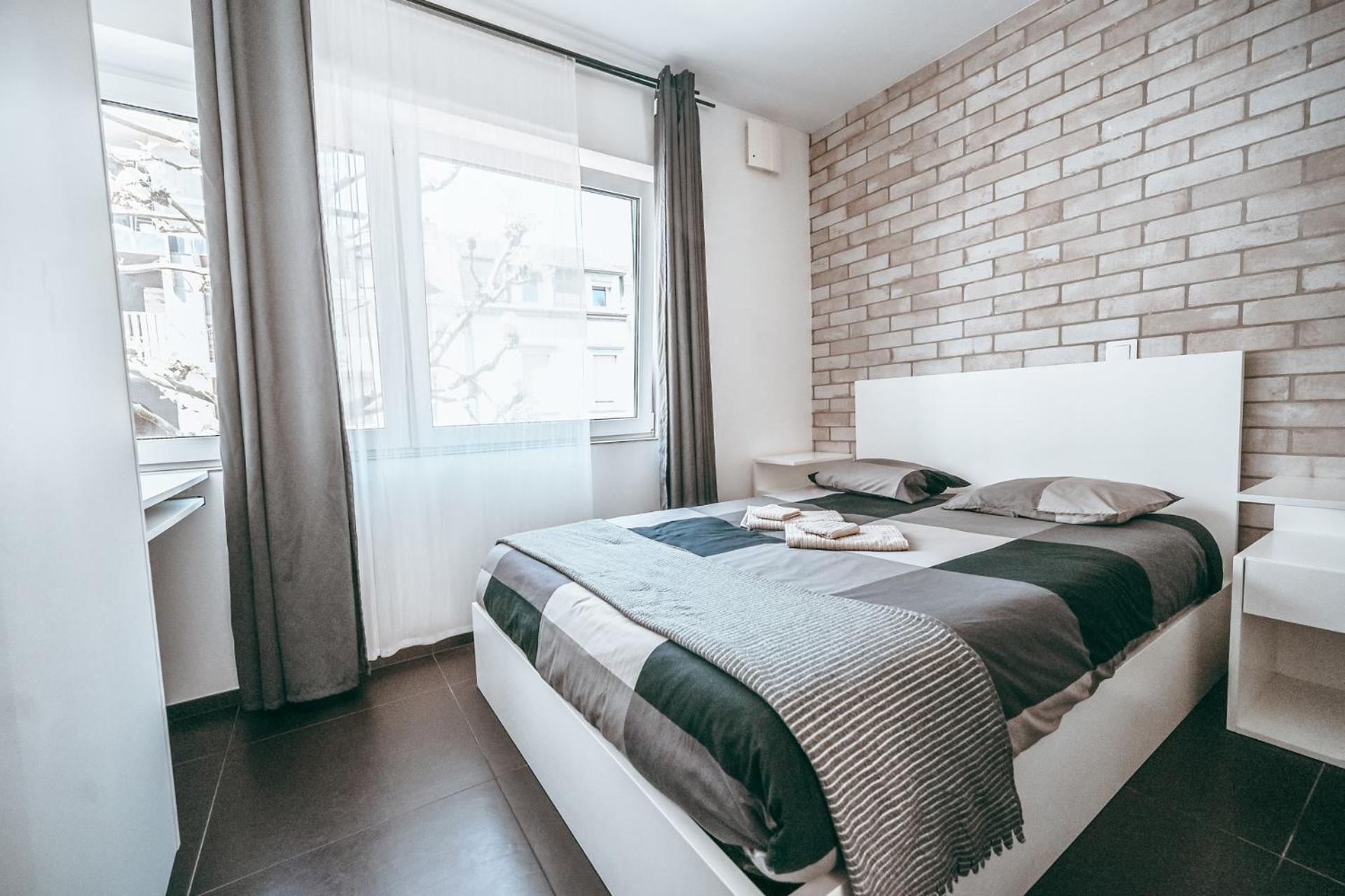 Wake Up Esch City Exterior photo